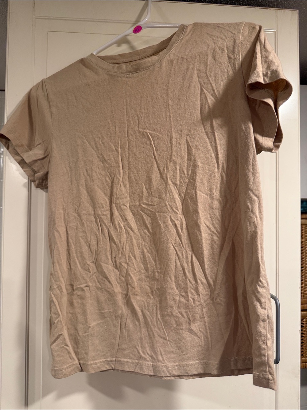 Shein Beige Crew Neck T-Shirt size large 6:24